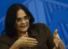Jornal da CUT: Ministra Damares Alves que excluir participação popular do Plano Nacional de Direitos Humanos