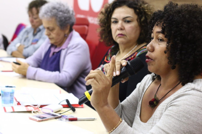 Da esquerda pra direita: Mara Feltes, Eleonora Menecucci, Junéia Martins e Carmen Foro