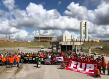Ato na Refinaria Abreu e Lima encerra mobilizações de julho contra privatizações