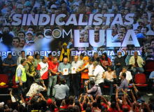CUT e centrais discutem salário mínimo e correção da tabela do IR com Lula e Marinho