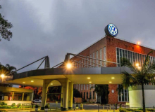 VW suspende produção mais uma vez por falta chips semicondutores
