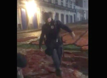 Como na ditadura: guardas civis de Ouro Preto destroem homenagem a Marielle