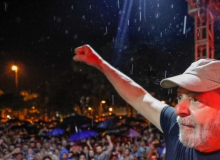 Lula em Chapecó: "Aprendam a viver em democracia. O ódio não leva a nada"