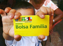 Adicional  de R$ 150 por criança do Bolsa Família começa em março, diz ministro