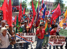 Camponeses paraguaios exigem renúncia de Horacio Cartes