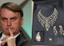 Bolsonaro diz que tentou retirar joias para não deixar pendência para o novo governo