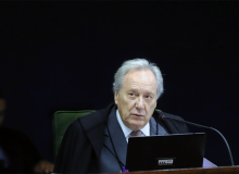 STF manda tirar delação contra Lula que Moro incluiu dias antes da eleição em 2018