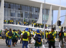PGR estuda veto ao uso de redes sociais por incitadores da invasão do 8 de janeiro