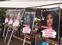 MS: Ato representa velório simbólico da CLT em Campo Grande