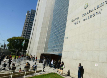 Dano existencial: empresa é condenada por submeter funcionário a jornada extenuante