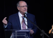 Alckmin defende a criação de empregos com carteira assinada, em posse ministerial