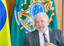 Lula diz que sua ‘obsessão’ é a retomada do crescimento e a redução dos juros