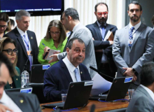 Senado aprova texto do novo arcabouço fiscal com mudanças