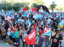 Em Minas, professores na rede estadual entram em greve por tempo indeterminado