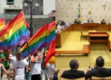 Decano do STF vê omissão do Congresso Nacional ao não criminalizar LGBTfobia