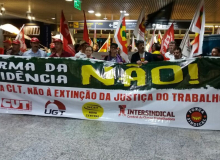 Reforma da Previdência: pressão é intensificada nas ruas
