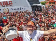 Lula tem 54% dos votos válidos, contra 46% de Bolsonaro, segundo pesquisa Quaest