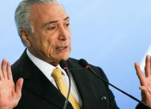 Para aprovar PEC, Temer volta a fazer lobby em jantar