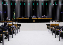Câmara deve votar nesta terça proposta do Senado que altera regras dos precatórios