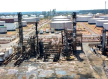 Petrobrás negligencia e casos de Covid-19 explodem em refinaria na Bahia