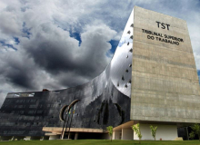 Presidente do TST manobra para legalizar reforma trabalhista