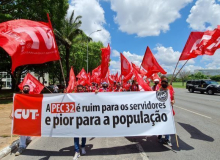 Servidores denunciam: governo quer comprar votos para aprovar PEC 32