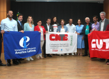 CNTE e parlamentares entregam abaixo-assinados no MEC com importantes reivindicações
