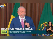 Lula comanda a primeira reunião ministerial de seu governo