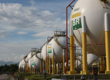 Brigada de petroleiros volta a atuar contra a privatização da Petrobras