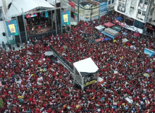 ‘A luta agora é para libertar o país desse bando de milicianos’, diz Lula