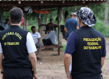 Inspeção do trabalho resgata 942 pessoas escravizadas e garante direitos e reparação