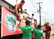 MST doa 67 toneladas de alimentos durante Jornada do Abril Vermelho, no Paraná
