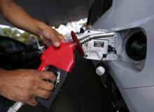 Com gasolina custando até R$ 8, governo Bolsonaro arrecada cerca de R$ 70 bilhões