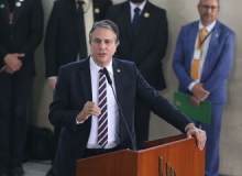 MEC ouvirá sociedade sobre o Ensino Médio e Fórum da Educação voltará, diz ministro