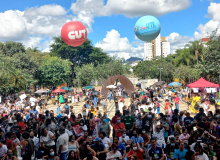 Professores e servidores públicos fazem atos por todo o país por reajuste salarial
