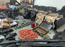 Moraes suspende registros de CACs e PF apreende 11 armas de golpistas bolsonaristas