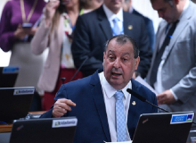 Comissão do Senado retira o Fundeb do arcabouço fiscal; para a CNTE luta não acabou