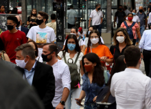 Sem programa de recuperação de emprego, governo quer mexer nas férias do trabalhador