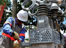 Privatizações e terceirizações levam o caos ao setor elétrico e quem paga somos nós