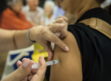 Pesquisa sobre mortes e internações de vacinados reforça importância da imunização