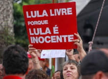 Mutirão Lula Livre promove atividades no fim de semana para coletar assinaturas