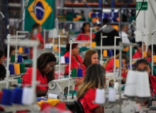 Mulheres chefiam 50,8% dos lares, mas ganham menos e sofrem mais com desemprego