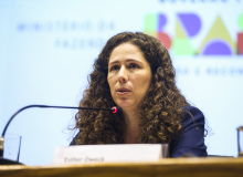 "Enem dos concursos faz parte da recomposição do Estado brasileiro", afirma ministra