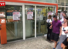 Bancários do Rio fecham agências do Itaú contra demissões em massa