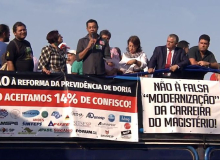 Greve de professores tenta barrar reforma da previdência de Doria em São Paulo