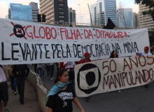 Por todo o Brasil, 50 anos da Globo são "descomemorados"