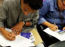 Desemprego é maior entre mulheres, negros e jovens, mostra pesquisa do IBGE