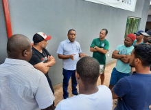 150 trabalhadores são abandonados em hotel por empresa de construção