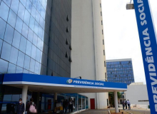 700 mil benefícios do INSS podem ser cortados. Entenda por que e o que fazer