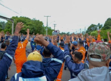 Terceirizados da Refap rejeitam proposta da mediação no TRT4 e retomam greve